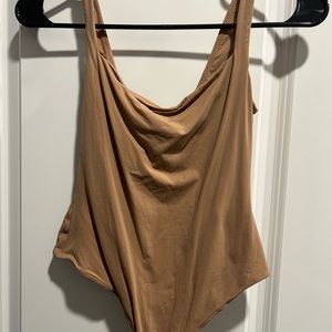 SKIMS bodysuit size medium